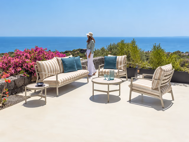 Finn Living Armchair by Talenti